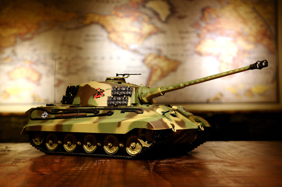rc tank german king tiger - henschel tower 1:16 heng long with smoke and sound, metal gear+metal tracks+2.4ghz -pro